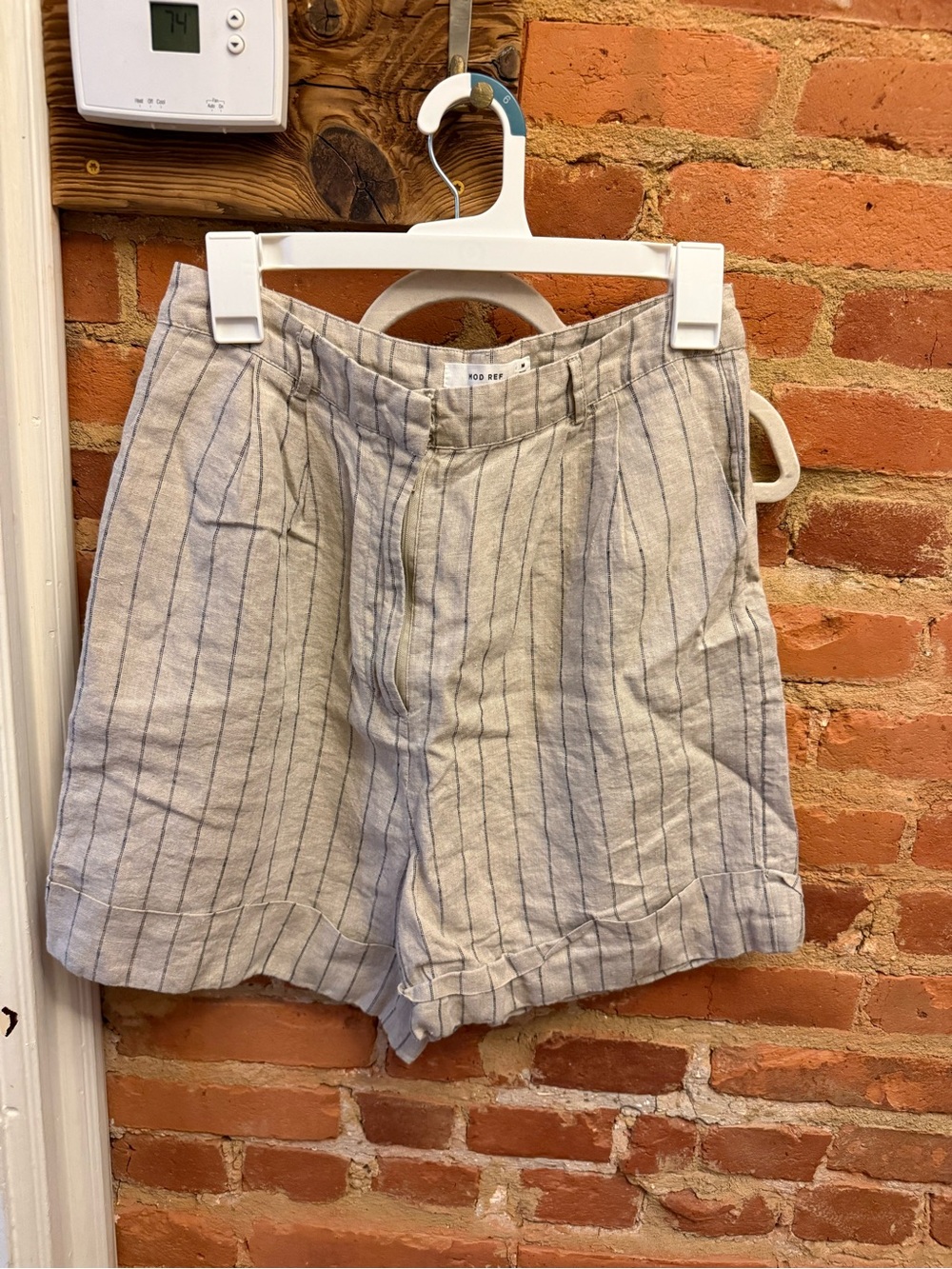 MOD REF Women’s Beige Linen-Blend Pinstripe Shorts